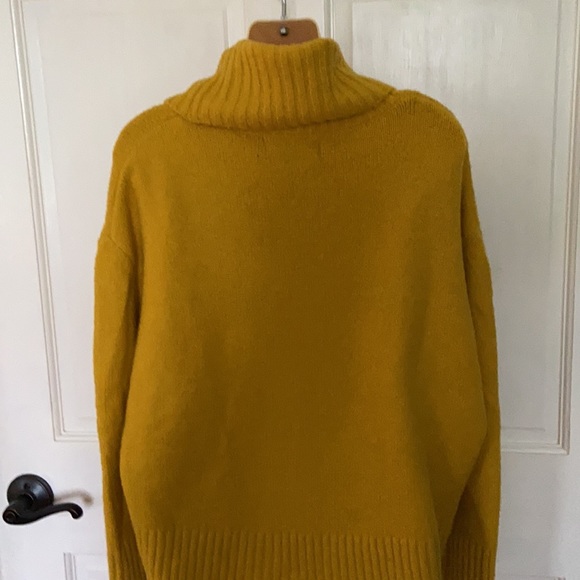 Rachel Zoe Yellow Cowl Neck Slouchy Sweater Sz XS - Picture 6 of 7